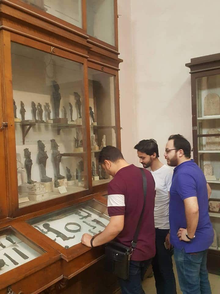فريق عمل شركة الرياض للتصميم في المتحف المصري